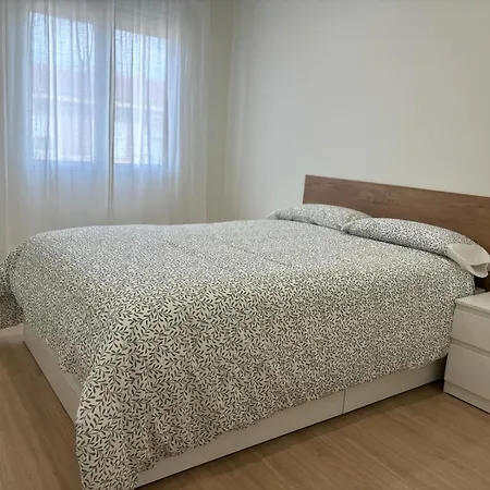 Espacioso Apartamento Familiar Con Terraza En Aranjuez - Confort, Tranquilidad Y Netflix Incluido Exterior photo